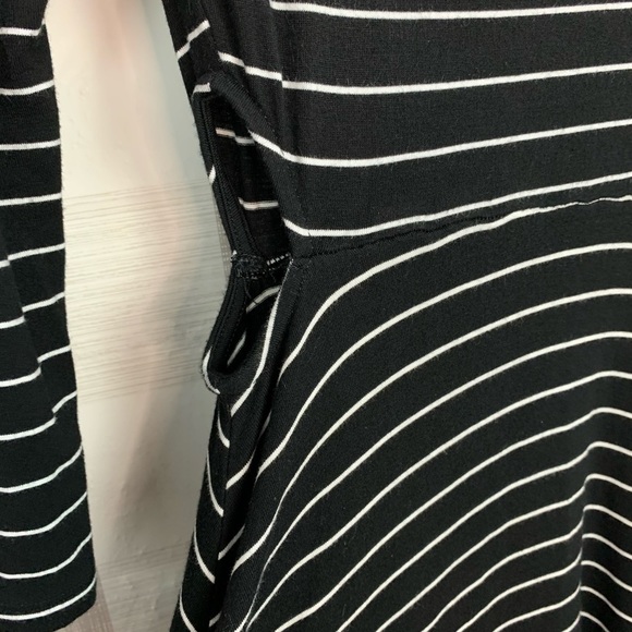 American Eagle Soft & Sexy Cut Out Dress Striped - Picture 4 of 6
